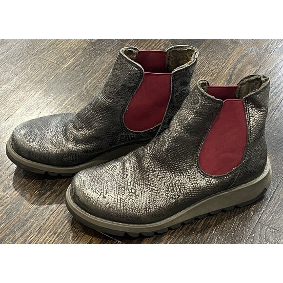 Fly London Boots Women’s 38 US 7.5 Salv Leather Wedge Chelsea Iridescent Snake - Picture 2 of 10